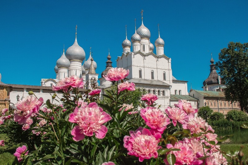 ​С 1 июля музейные территории для посетителей откроет Ростовский кремль