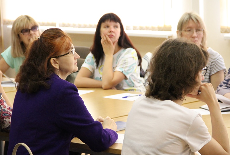 Более 50 библиотекарей Ярославской области прошли обучение в рамках программы кинофестиваля «В кругу семьи»