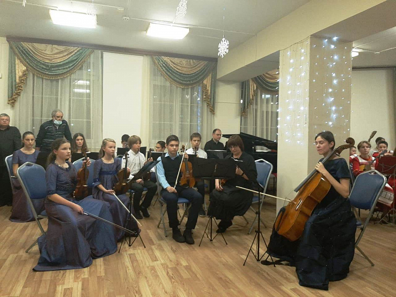 ​Новые музыкальные инструменты получили воспитанники старейшей школы искусств региона