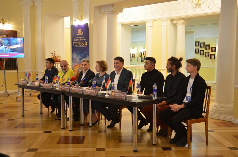 В Ярославле открылся XXI Международный Волковский фестиваль 