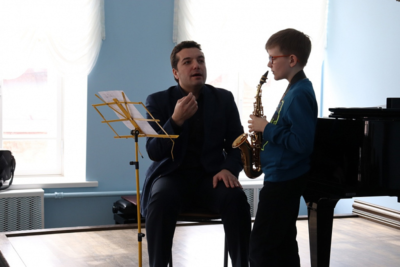 ​Юные музыканты принимают участие в мартовской сессии регионального центра Юрия Башмета