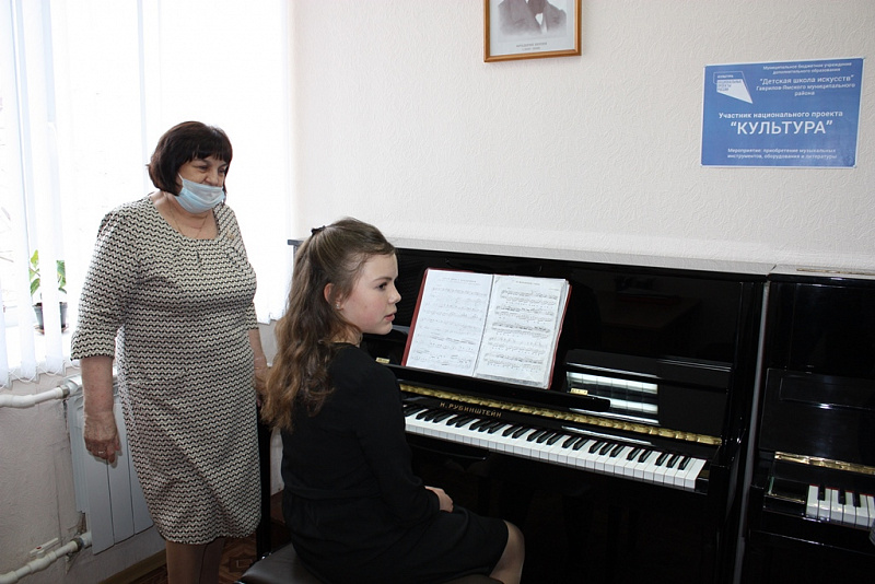 ​Гаврилов-Ямская детская школа искусств получила два новых пианино марки «Н. Рубинштейн»