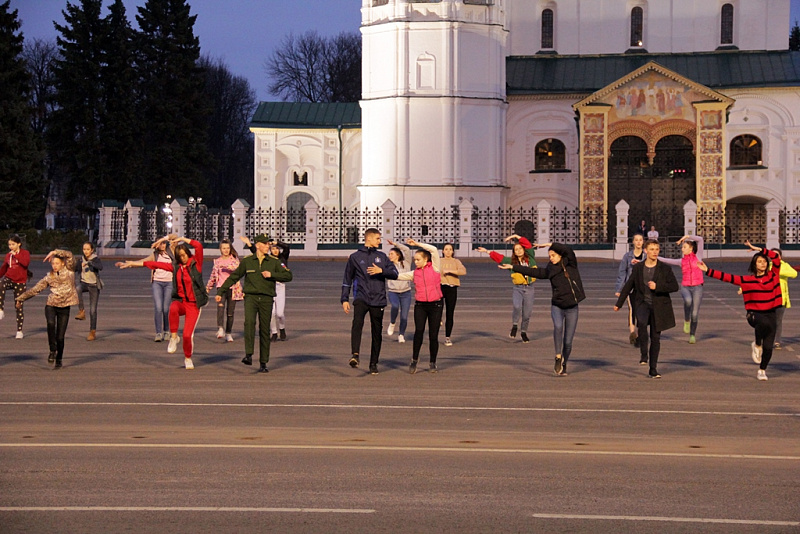 ​В праздничном представлении на главной площади Ярославля в День Победы примут участие более тысячи человек