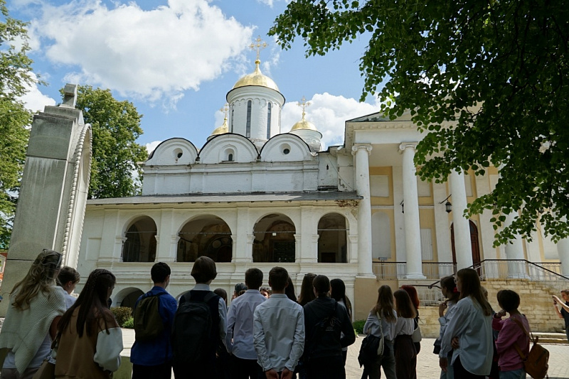 ​Школьники со всей страны едут в Ярославскую область на бесплатные экскурсии