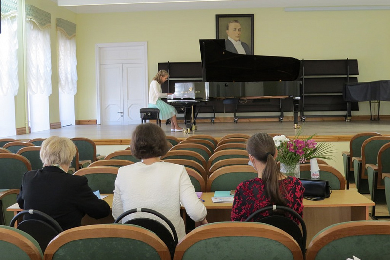 ​Подвели итоги Ярославского областного конкурса фортепианной музыки «Музыкальные надежды»